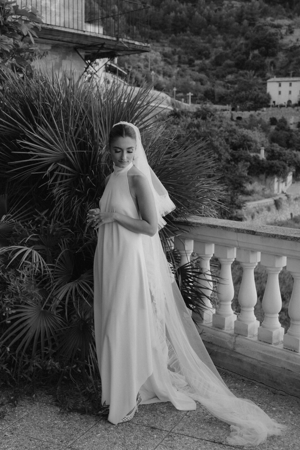 bridal portraits on a Mallorca wedding.